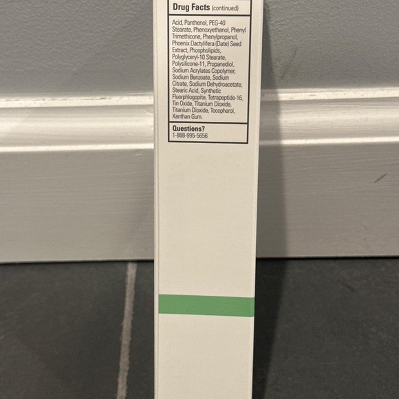 Rodan + Fields - Picture 4 of 5